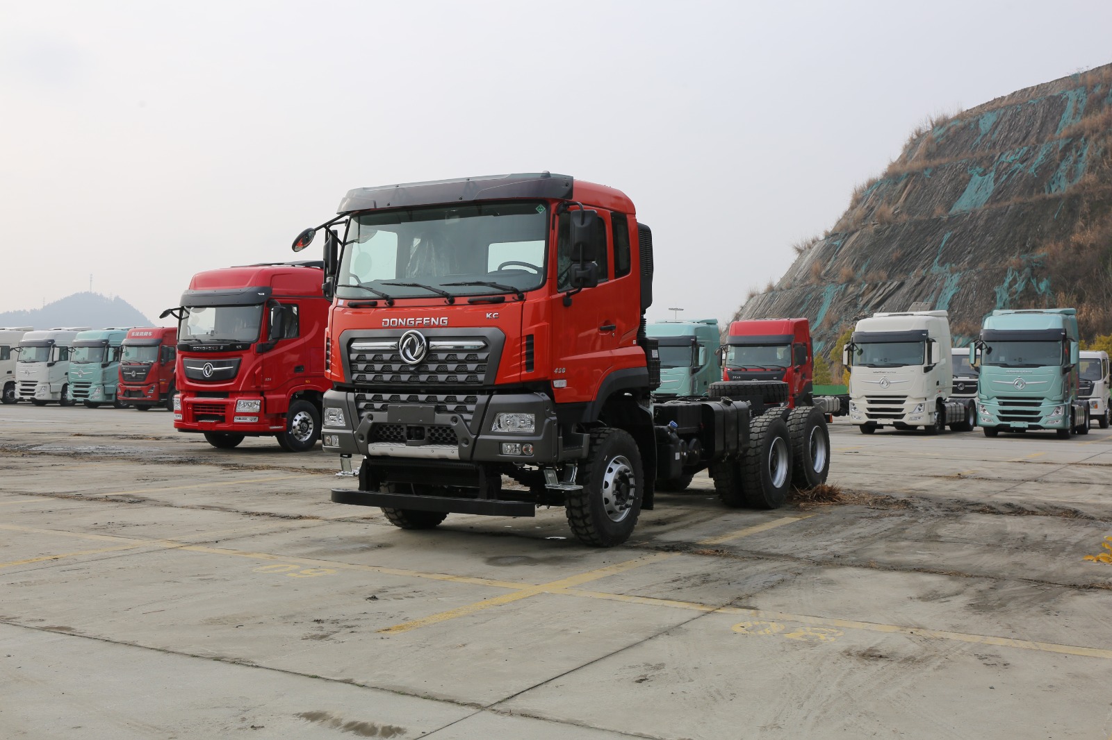 Volqueta - Chasis KC430 6x4 - imagen 2