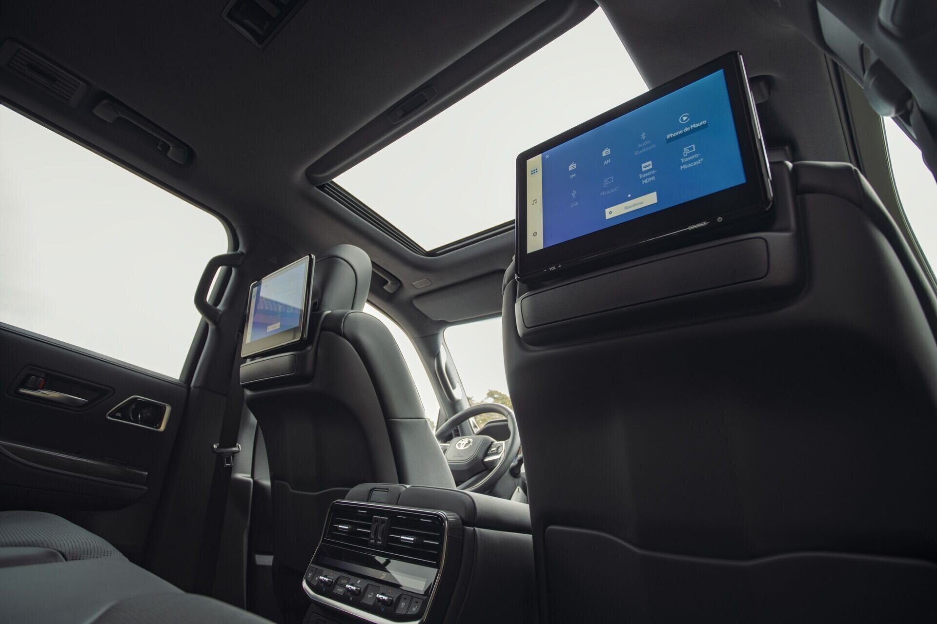 Land Cruiser 300 - imagen 9