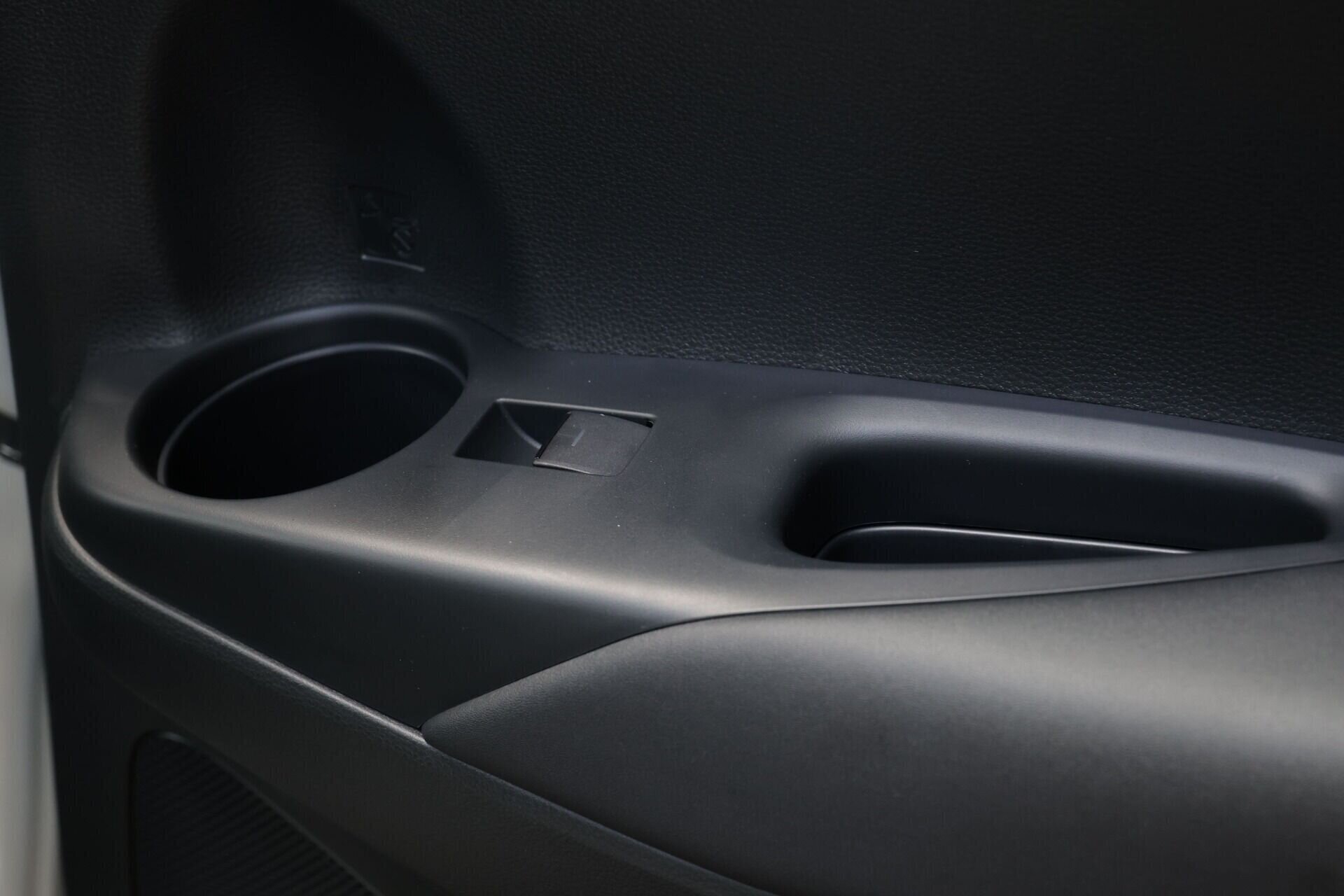 Corolla Cross GR-S - imagen 8