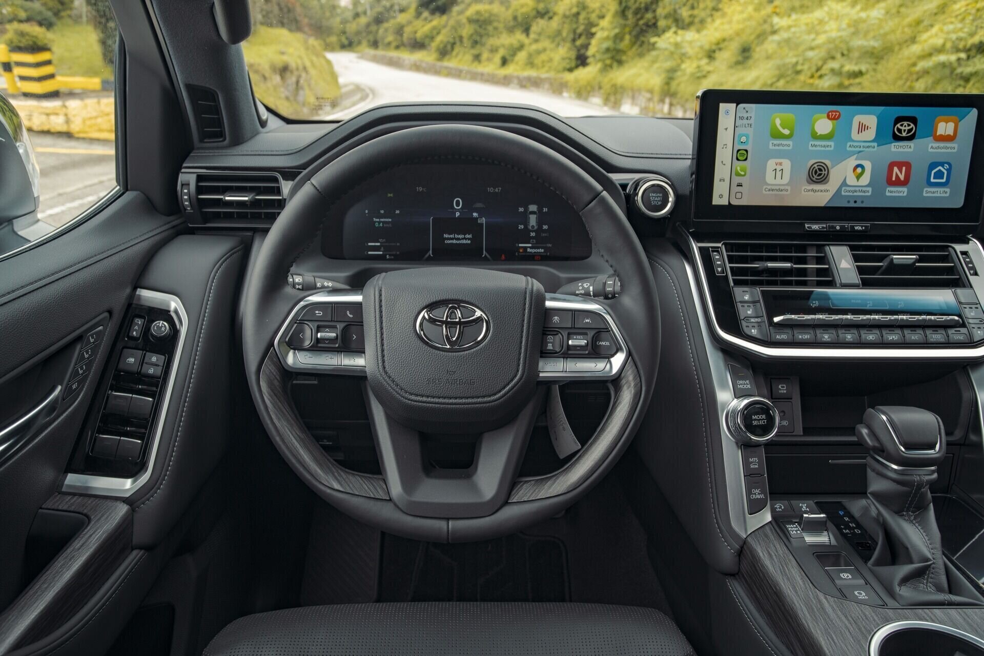 Land Cruiser 300 - imagen 12