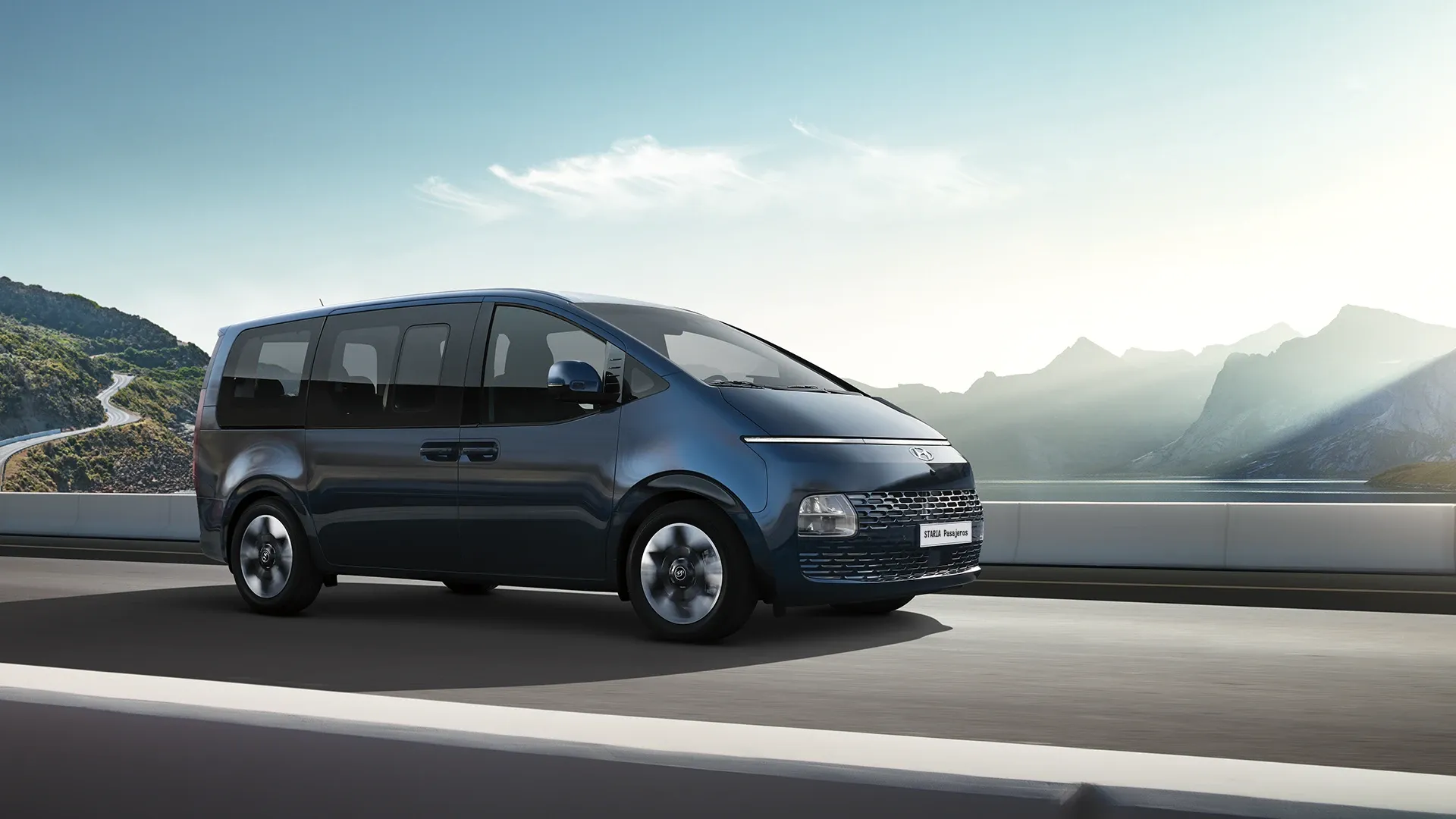 Hyundai Staria Pasajeros - imagen 4