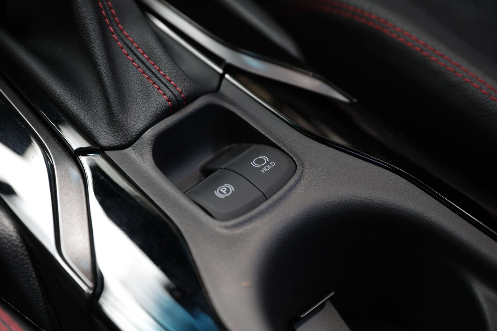 Corolla Cross GR-S - imagen 10