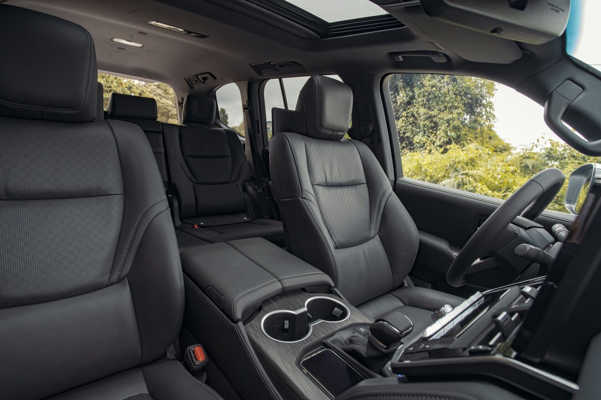 Land Cruiser 300 - imagen 20