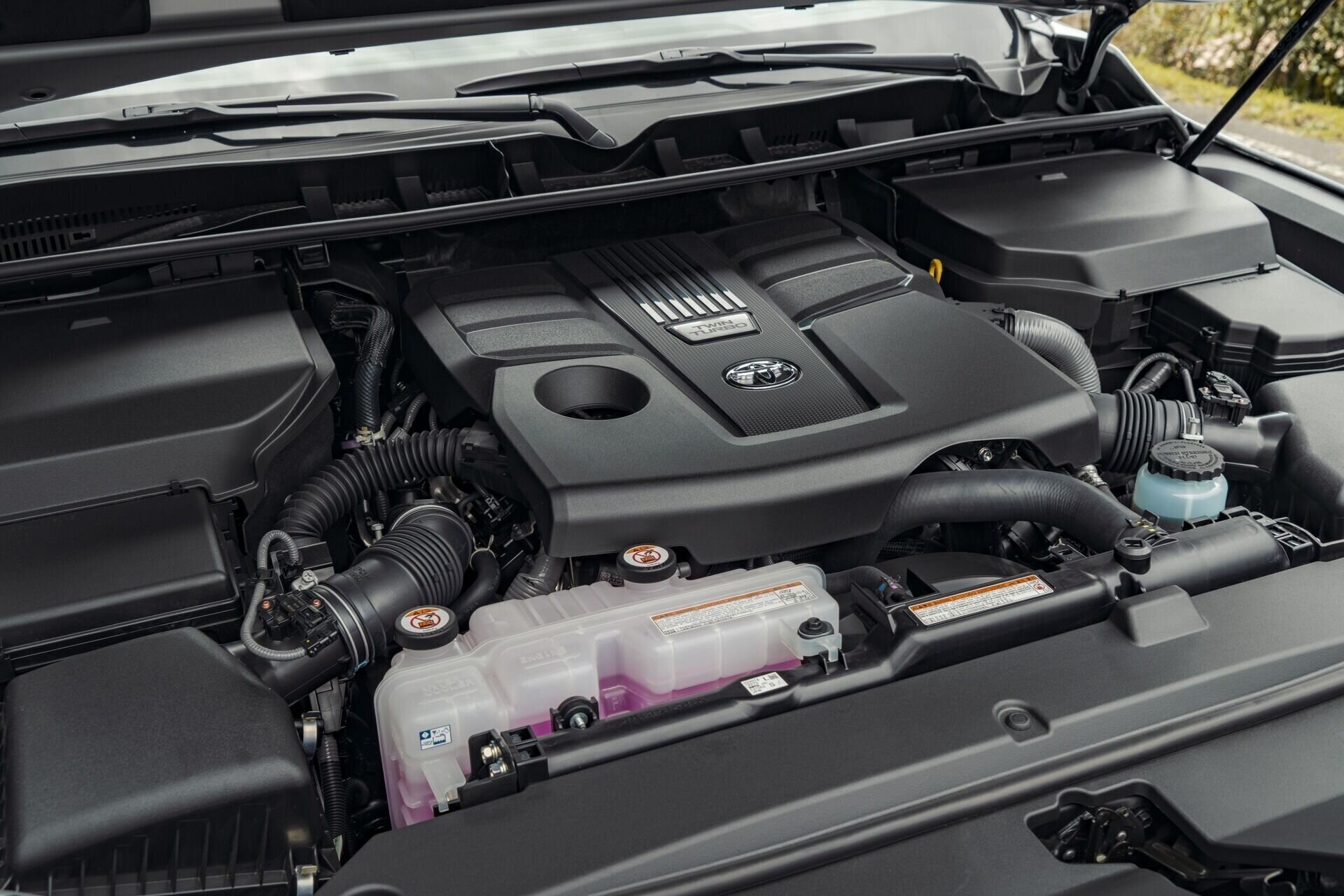 Land Cruiser 300 - imagen 1