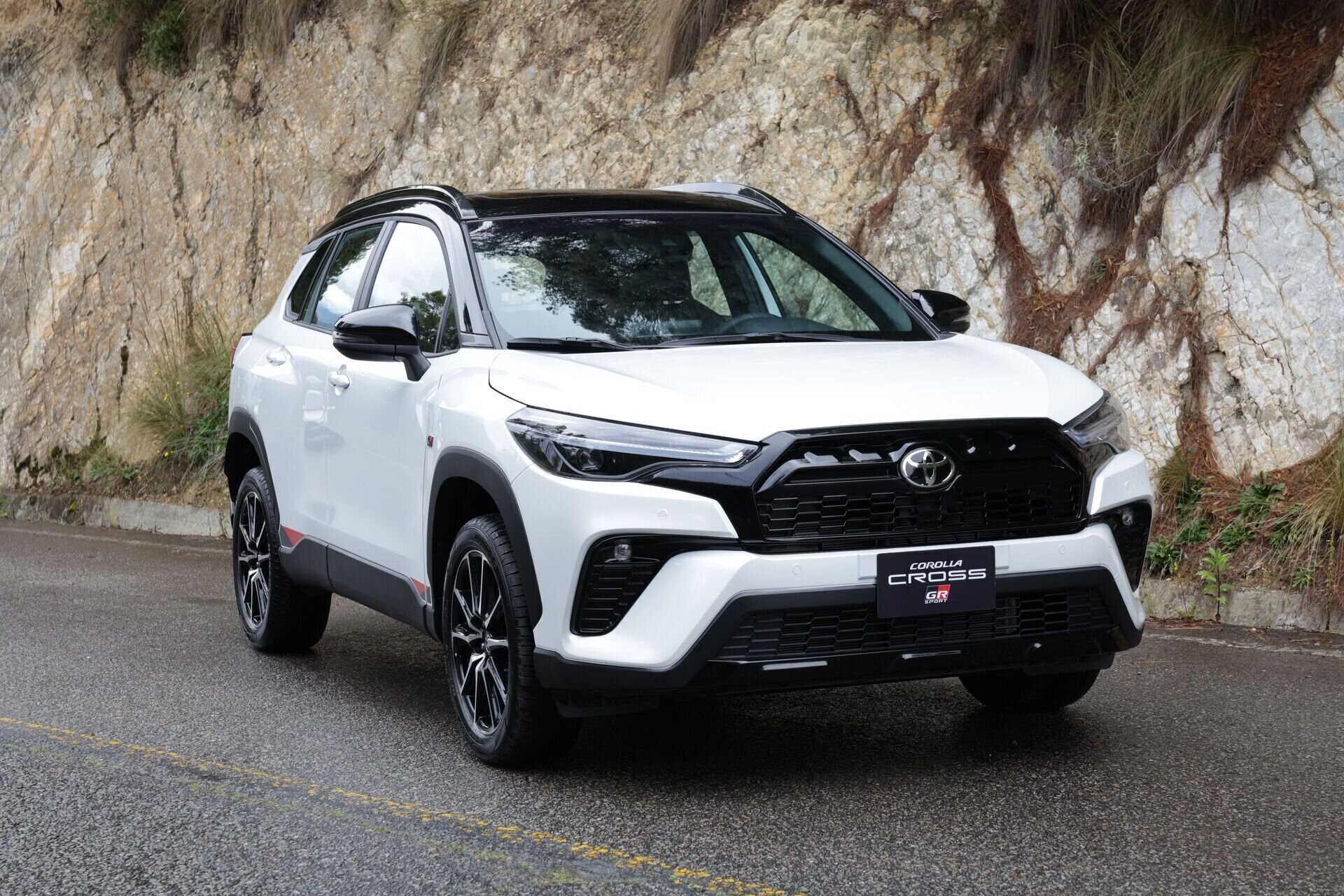 Corolla Cross GR-S - imagen 1